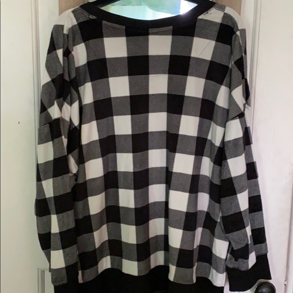 Shirt - Picture 2 of 3